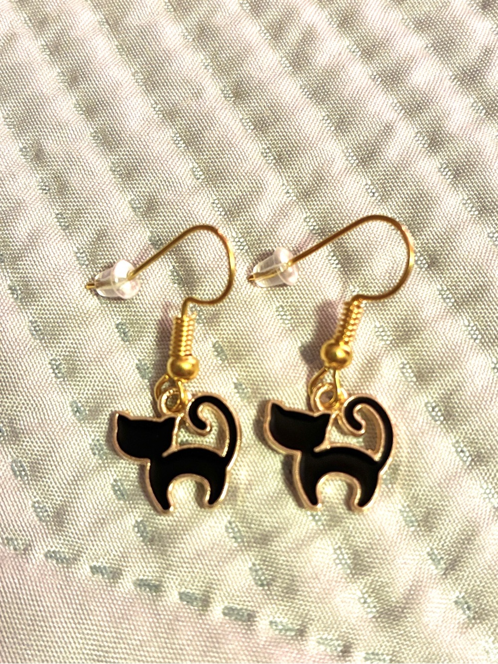 Black Cat & Gold 🐈⬛Earrings Cute Cat Silhouette Dangle NEW - Picture 2 of 4